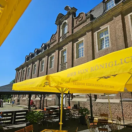 Kloster Langwaden 여관 3*