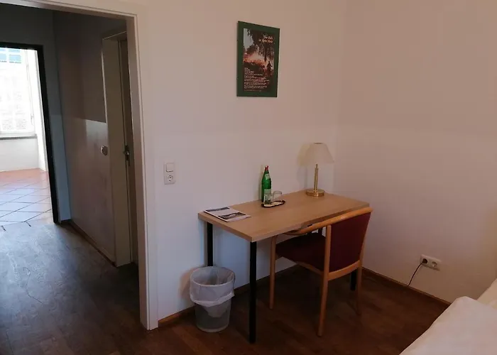 Kloster Langwaden Kro